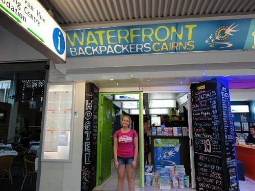 Cairns Waterfront Backpackers Hostel Екстериор снимка