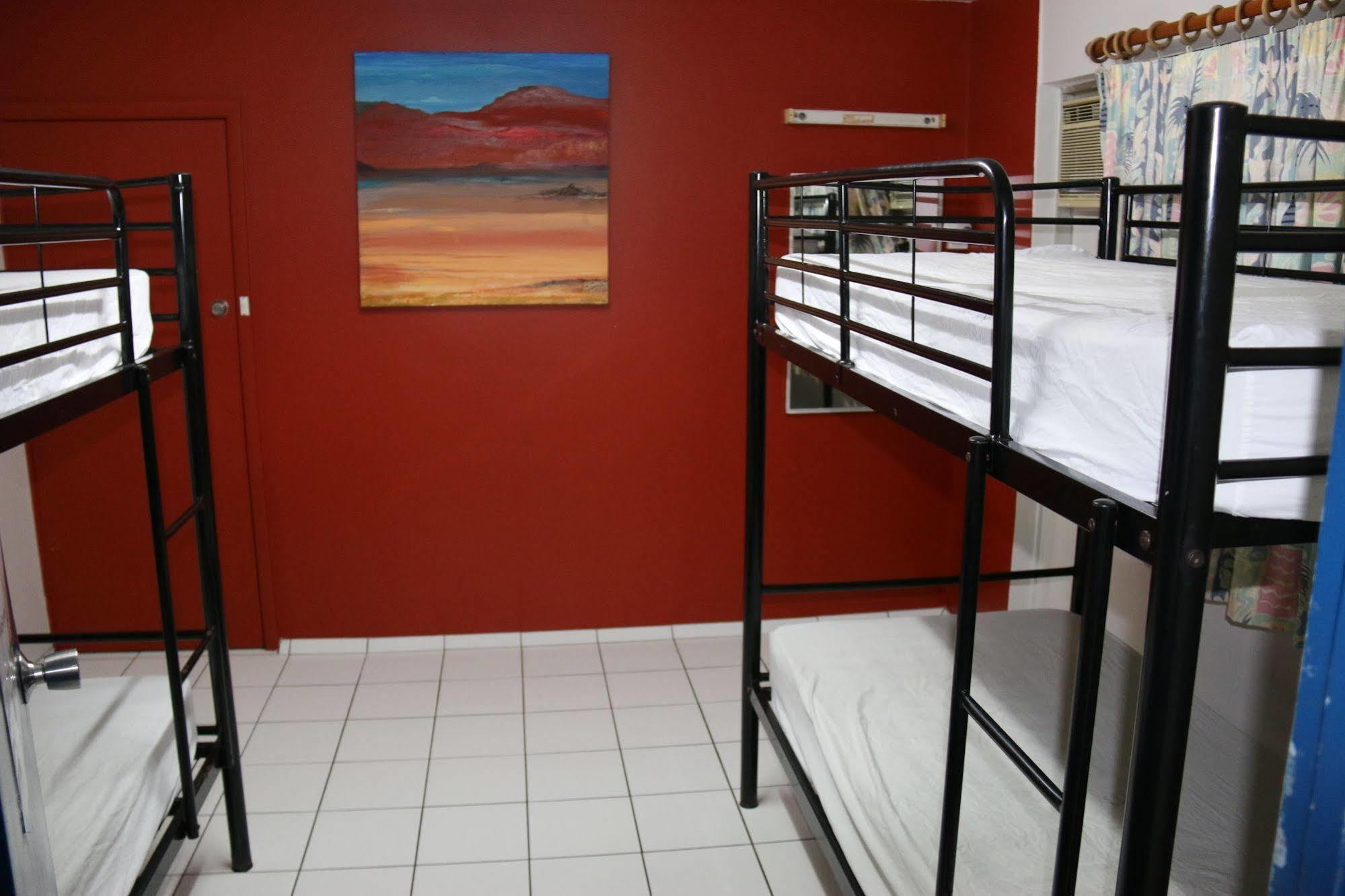 Cairns Waterfront Backpackers Hostel Екстериор снимка